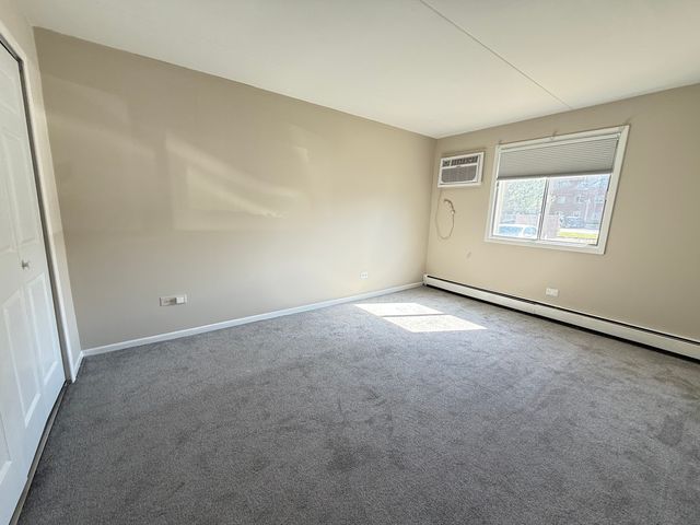 5330 Waterbury Drive 1602, Crestwood, IL 60418