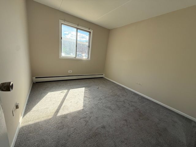 5330 Waterbury Drive 1602, Crestwood, IL 60418