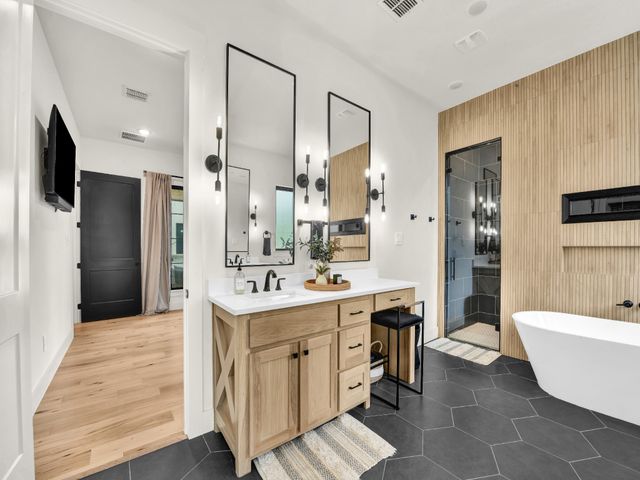 2000 Meadow Bend Court, Aledo, TX 76008