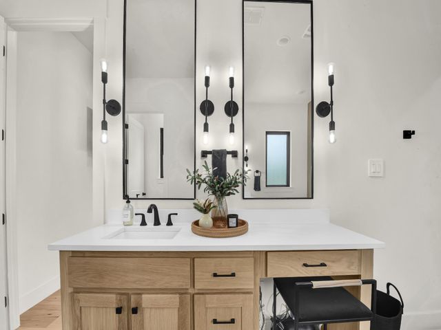 2000 Meadow Bend Court, Aledo, TX 76008