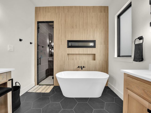 2000 Meadow Bend Court, Aledo, TX 76008