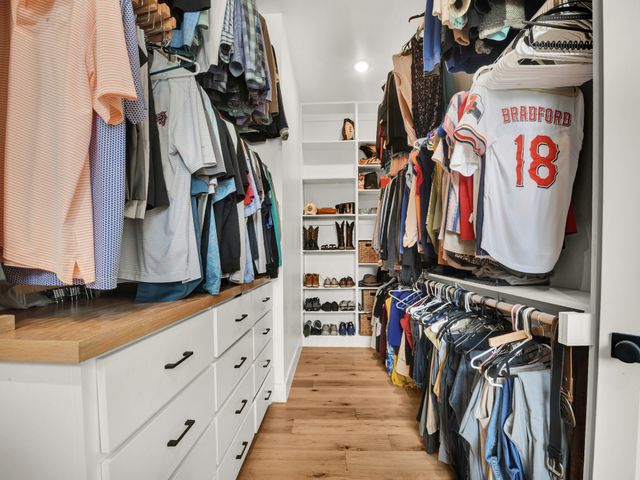 2000 Meadow Bend Court, Aledo, TX 76008