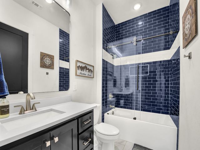 2000 Meadow Bend Court, Aledo, TX 76008