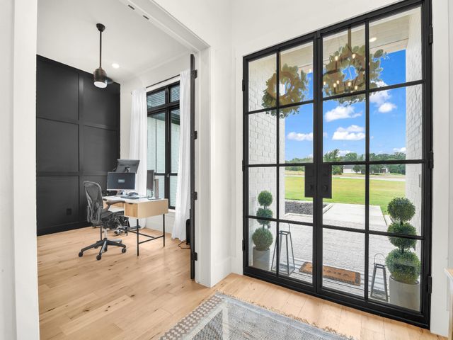 2000 Meadow Bend Court, Aledo, TX 76008