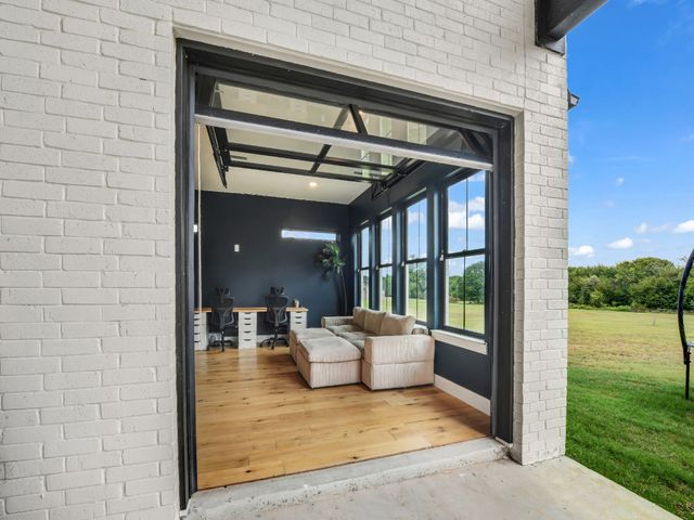 2000 Meadow Bend Court, Aledo, TX 76008