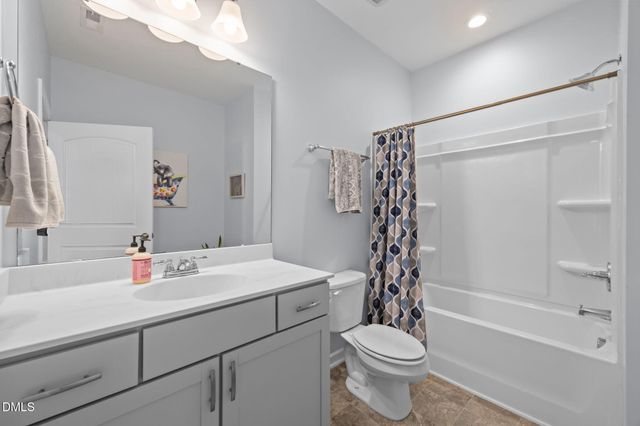 343 Highland Rhodes Drive, Clayton, NC 27520