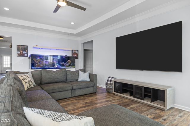 343 Highland Rhodes Drive, Clayton, NC 27520