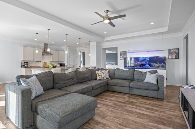 343 Highland Rhodes Drive, Clayton, NC 27520