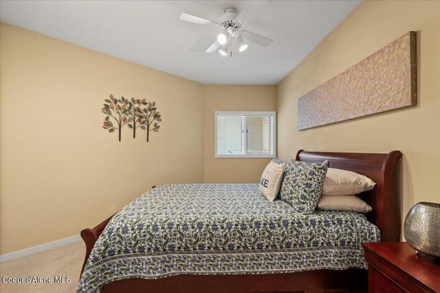 3570 E Tobler RD, UNIT B8, Hayden, ID 83835