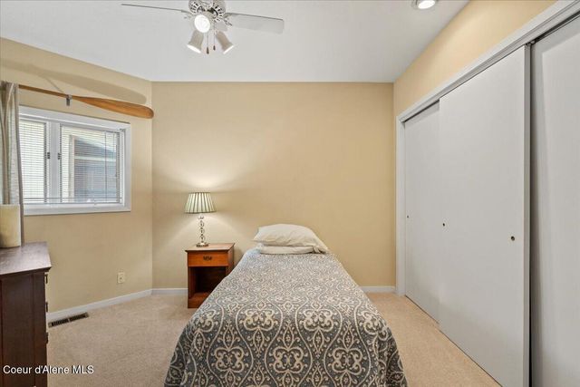 3570 E Tobler RD, UNIT B8, Hayden, ID 83835