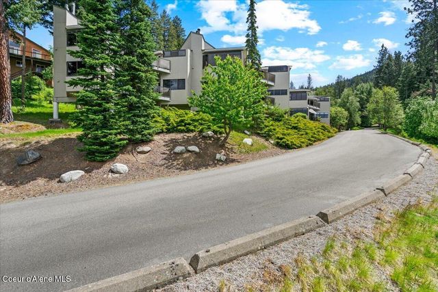 3570 E Tobler RD, UNIT B8, Hayden, ID 83835