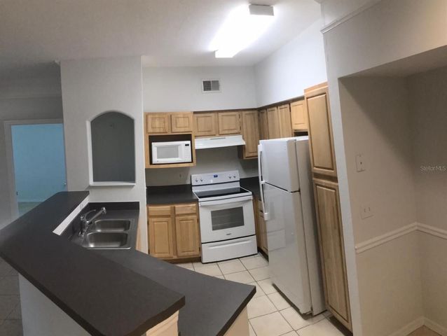 6627 QUEENS BOROUGH AVENUE 108, Orlando, FL 32835