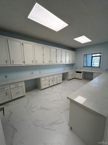 713 Savannah Avenue, Mcallen, TX 78503