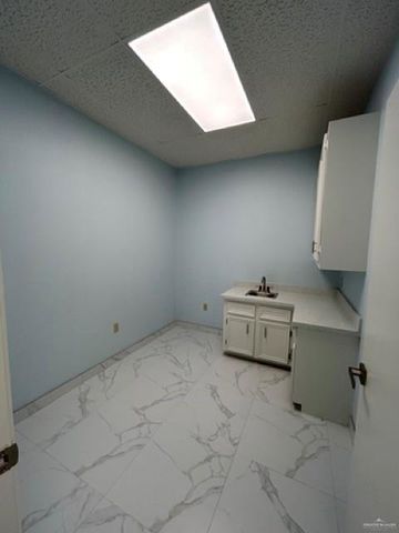 713 Savannah Avenue, Mcallen, TX 78503