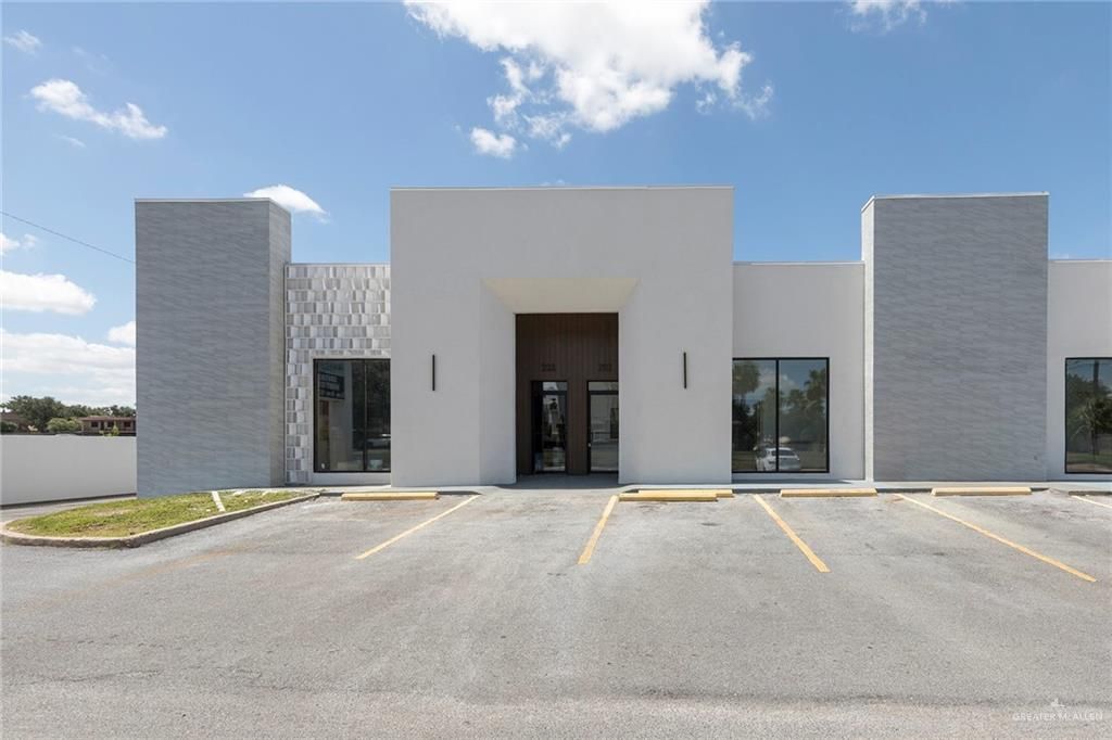 713 Savannah Avenue, Mcallen, TX 78503