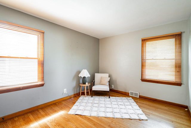 1302 Tripoli AVENUE, Milwaukee, WI 53207