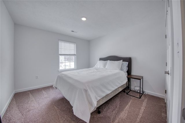 330 William Dr, Plum Boro, PA 15239