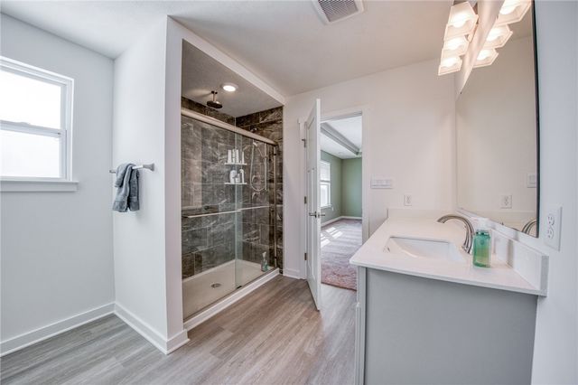 330 William Dr, Plum Boro, PA 15239