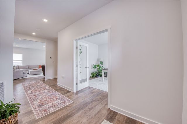 330 William Dr, Plum Boro, PA 15239