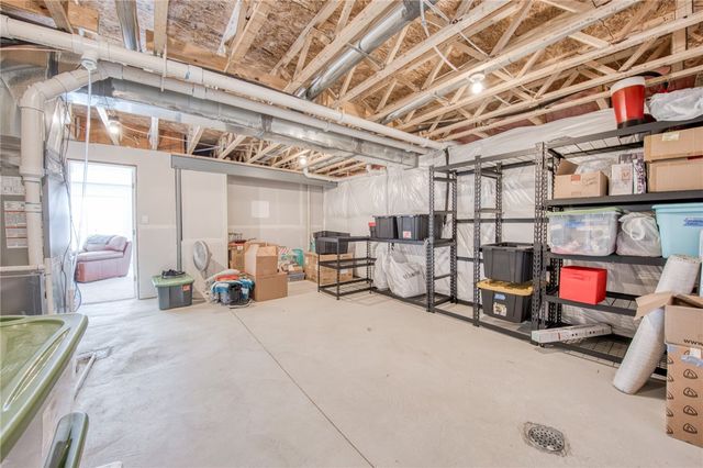 330 William Dr, Plum Boro, PA 15239