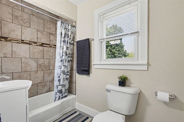 190 E Isabella Avenue, Muskegon, MI 49442