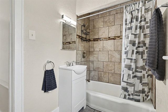 190 E Isabella Avenue, Muskegon, MI 49442