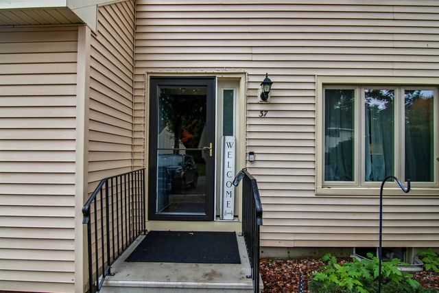 1555 Bodwell Rd Unit 37, Manchester, NH 03109