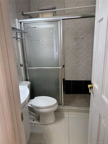 2925 Matthews Avenue 6H, Bronx, NY 10467