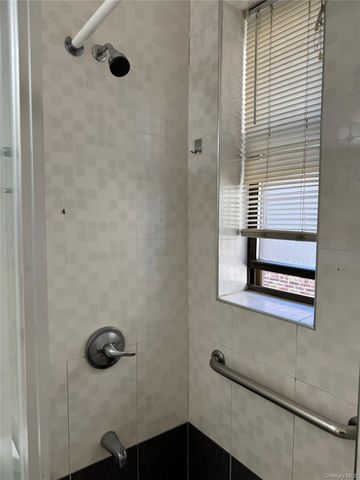 2925 Matthews Avenue 6H, Bronx, NY 10467