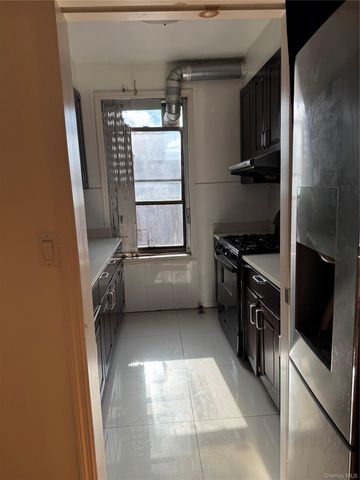 2925 Matthews Avenue 6H, Bronx, NY 10467