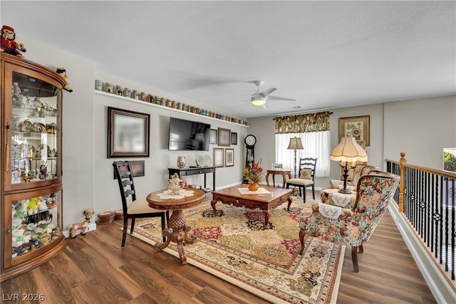 8905 Goldstone Avenue, Las Vegas, NV 89143