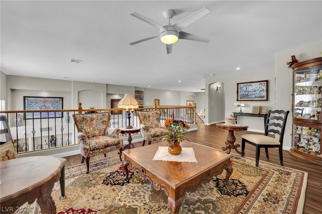 8905 Goldstone Avenue, Las Vegas, NV 89143