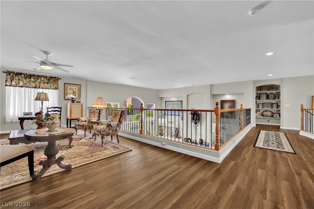 8905 Goldstone Avenue, Las Vegas, NV 89143