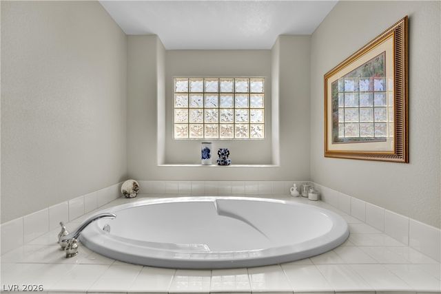 8905 Goldstone Avenue, Las Vegas, NV 89143
