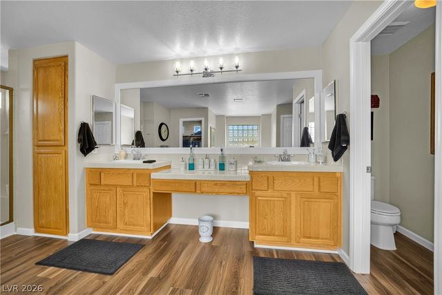 8905 Goldstone Avenue, Las Vegas, NV 89143