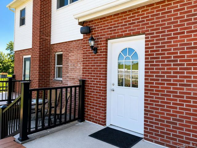 126 Jackson Avenue, New Windsor, NY 12553