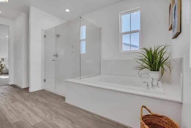 2404 Indigo Dr, Fairfield, CA 94533