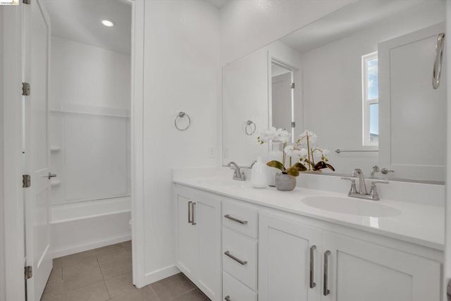 2404 Indigo Dr, Fairfield, CA 94533