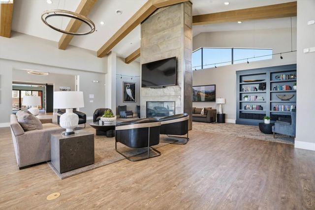 2404 Indigo Dr, Fairfield, CA 94533