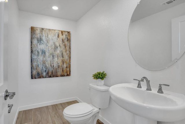 2404 Indigo Dr, Fairfield, CA 94533