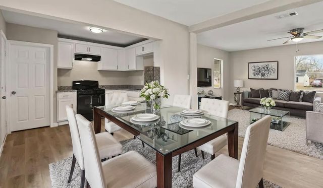 406 San Jacinto Street, La Porte, TX 77571