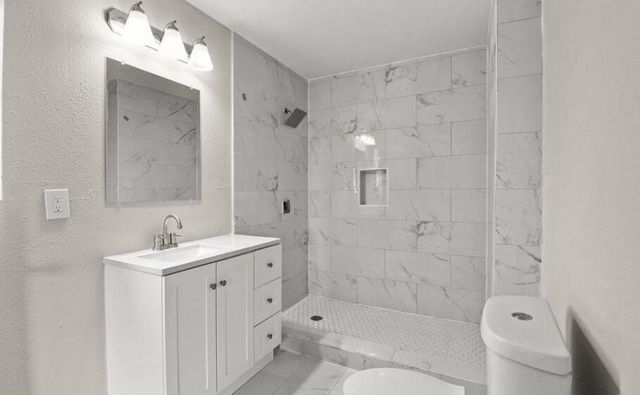 406 San Jacinto Street, La Porte, TX 77571