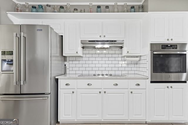 6041 Antebellum Drive, Stone Mountain, GA 30087