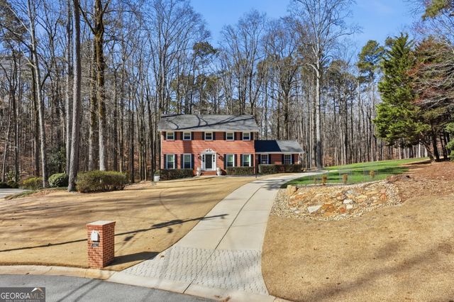 6041 Antebellum Drive, Stone Mountain, GA 30087