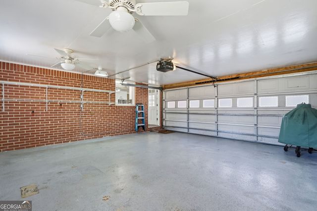 6041 Antebellum Drive, Stone Mountain, GA 30087