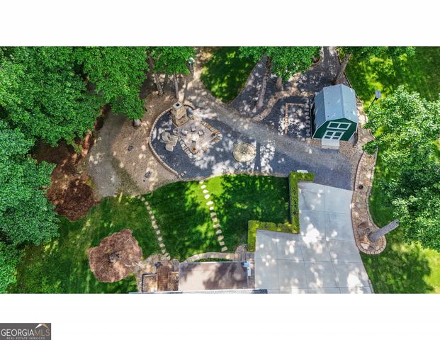 6041 Antebellum Drive, Stone Mountain, GA 30087