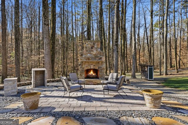 6041 Antebellum Drive, Stone Mountain, GA 30087