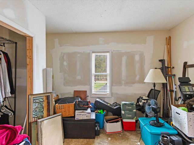 96 Maple Dr, Winchester, TN 37398