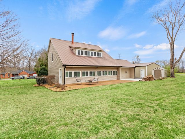 96 Maple Dr, Winchester, TN 37398