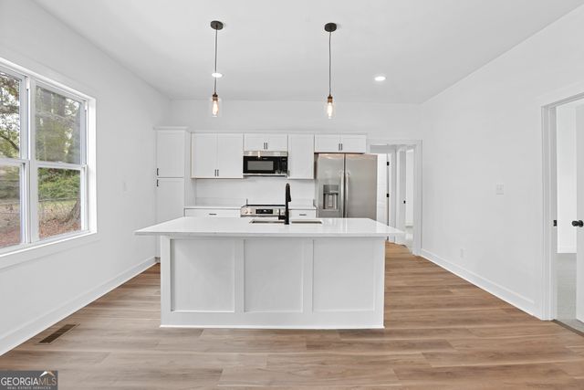 107 Green Avenue, Hogansville, GA 30230